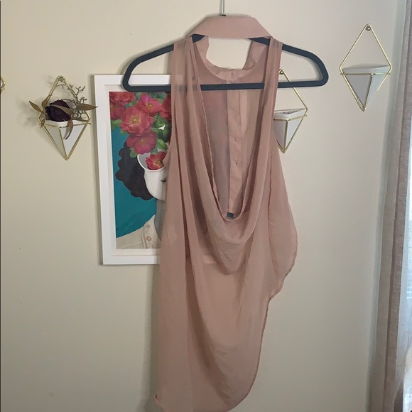 Flowy sheer open back sleeveless blouse - Picture 3 of 3